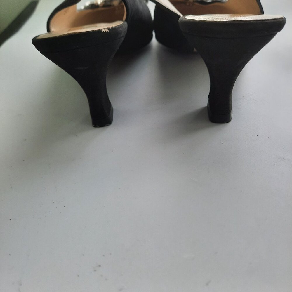Brand Newleather Suede Sandals - Picture 4 of 5
